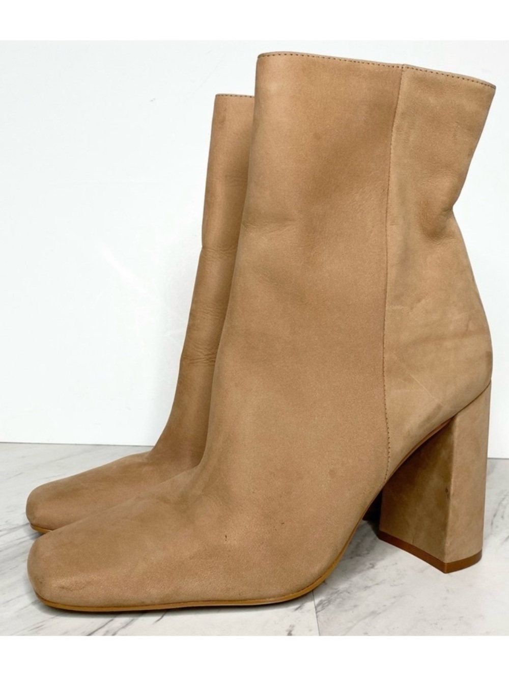 Steve Madden Lourde Tan Nubuck Bootie 10M